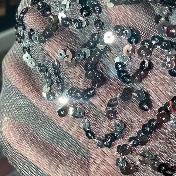 LIPSTICK - tank: black mesh semi-sheer racerback w silver sequins & stars - L - Picture 14 of 16